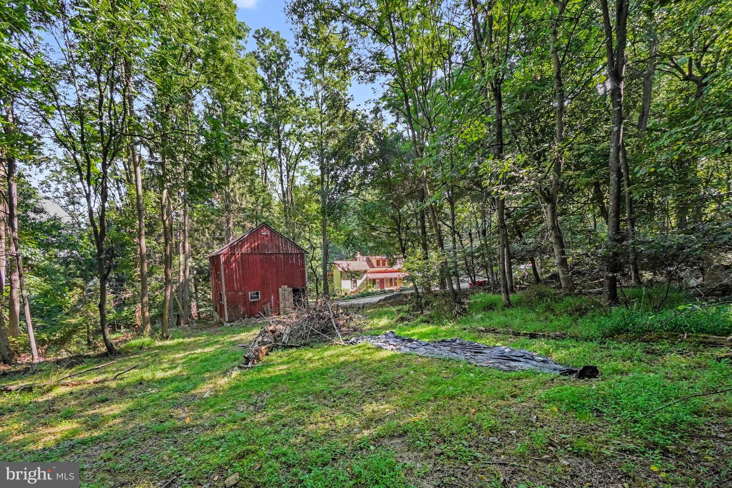 44 Wetzel Rd Property Photo 7