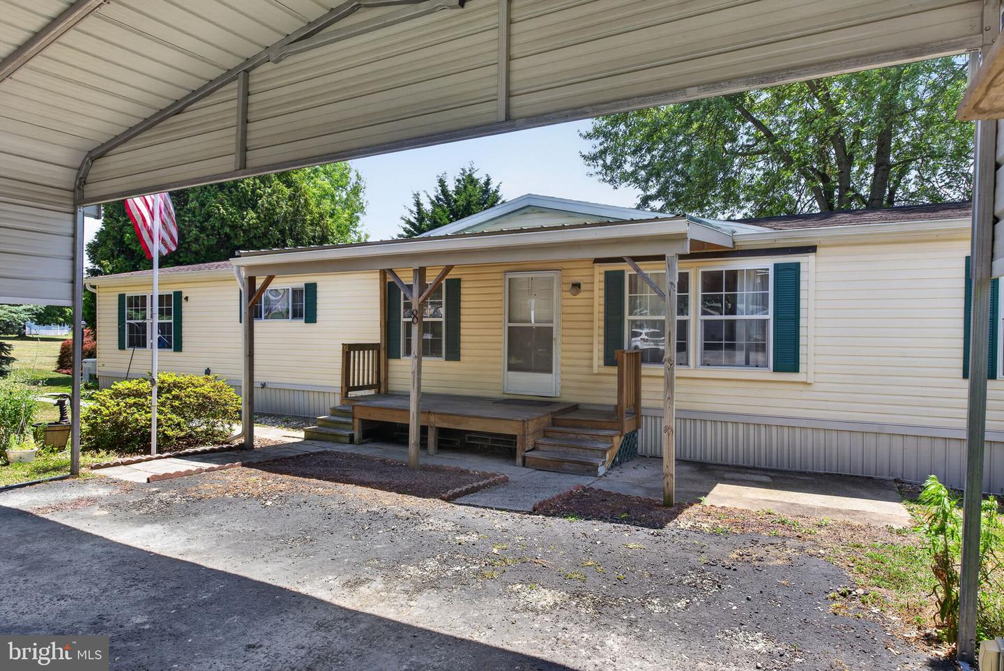 1910 Schubert Rd #8 Property Photo 1