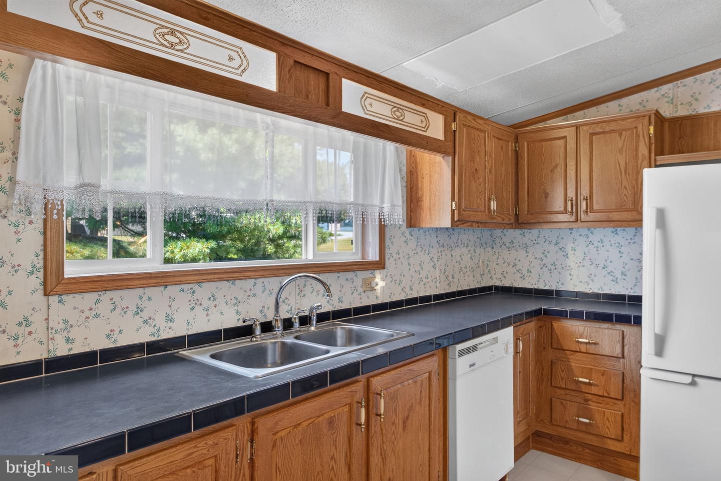 1910 Schubert Rd #8 Property Photo 12