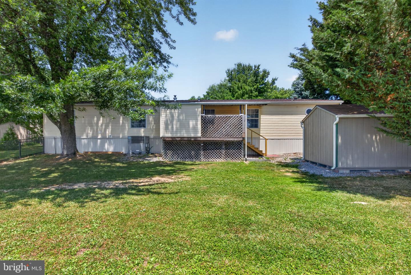 1910 Schubert Rd #8 Property Photo 32