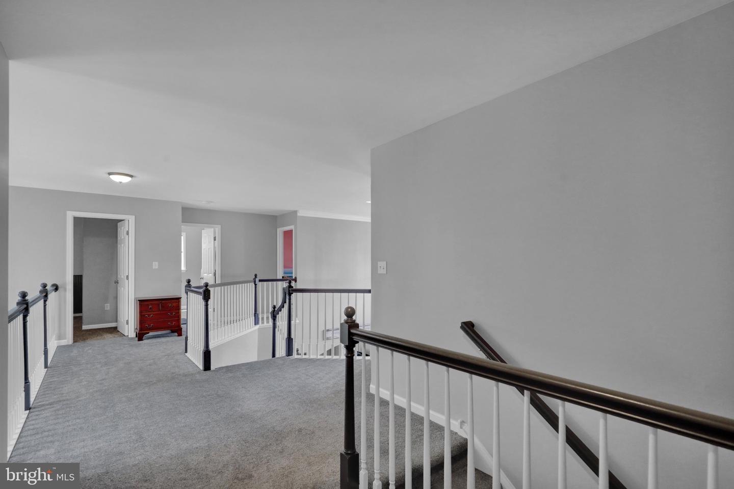 76 Caernarvon Dr Property Photo 47