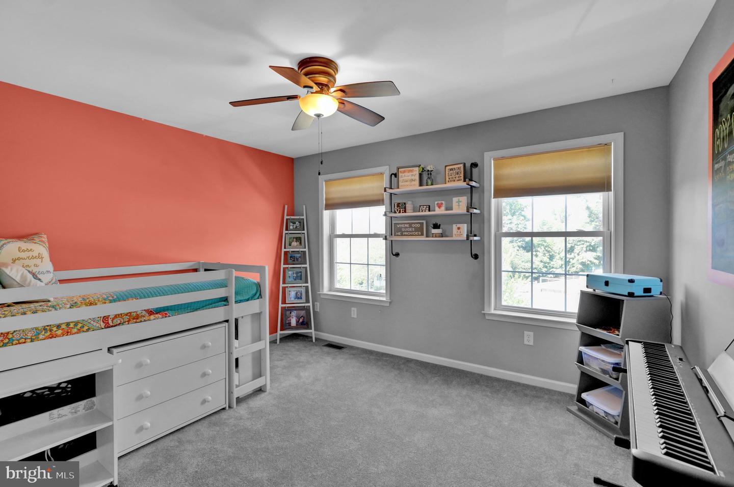 76 Caernarvon Dr Property Photo 48