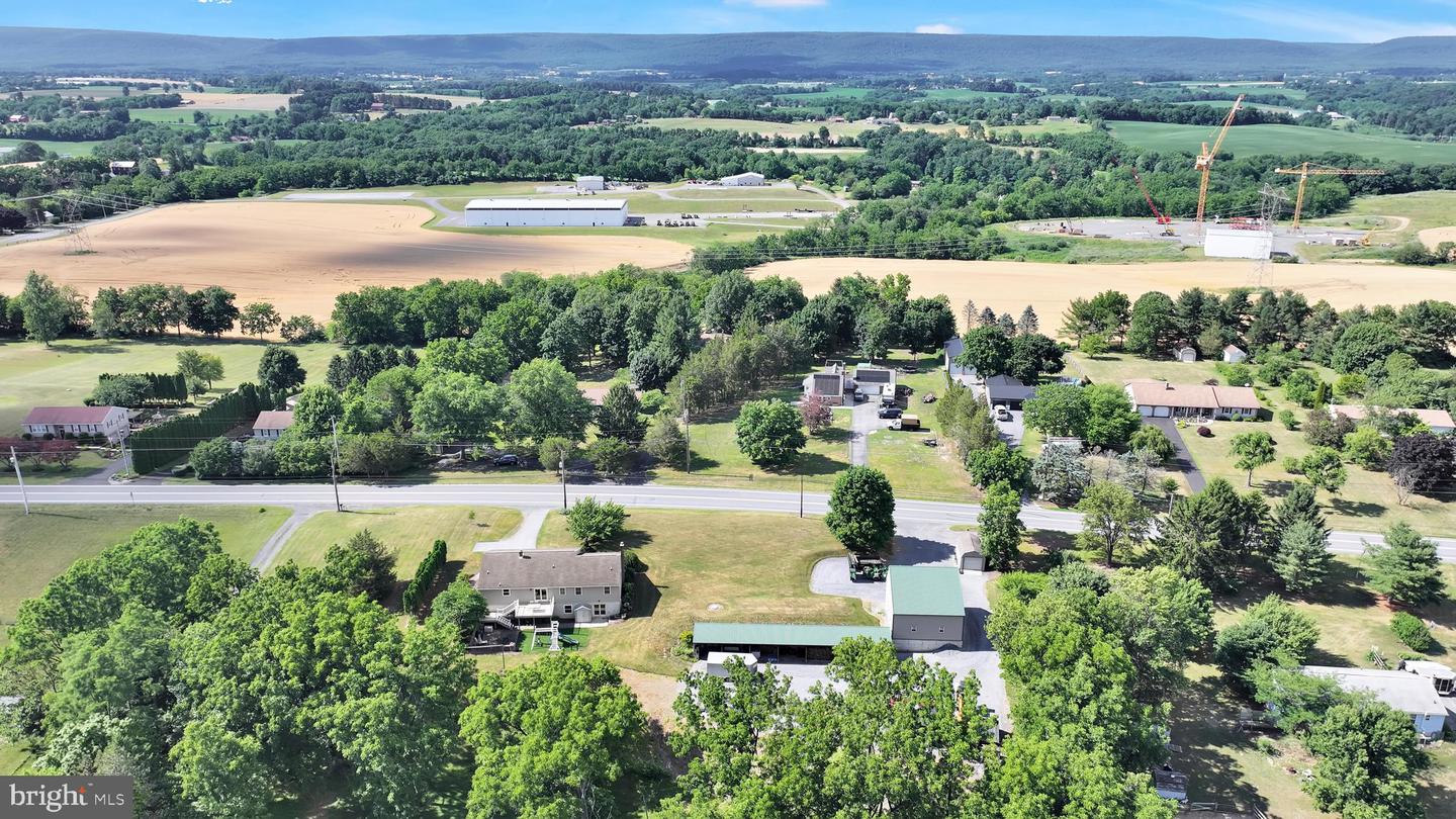 680 New Schaefferstown Rd Property Photo 2