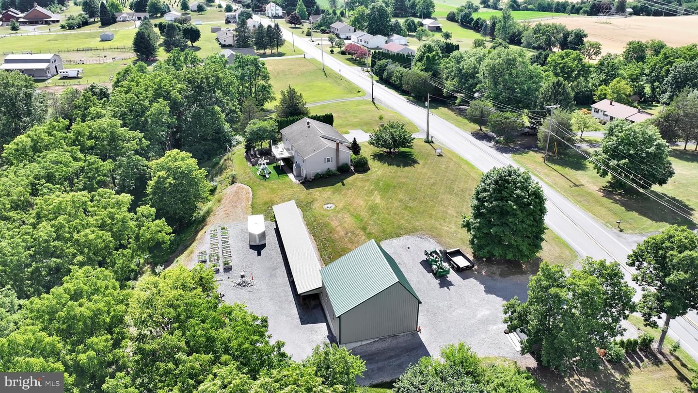 680 New Schaefferstown Rd Property Photo 4