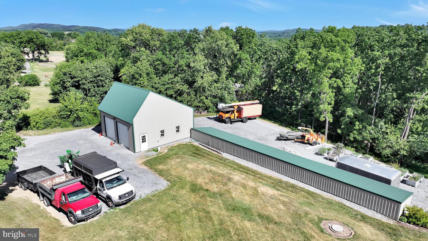 680 New Schaefferstown Rd Property Photo 8