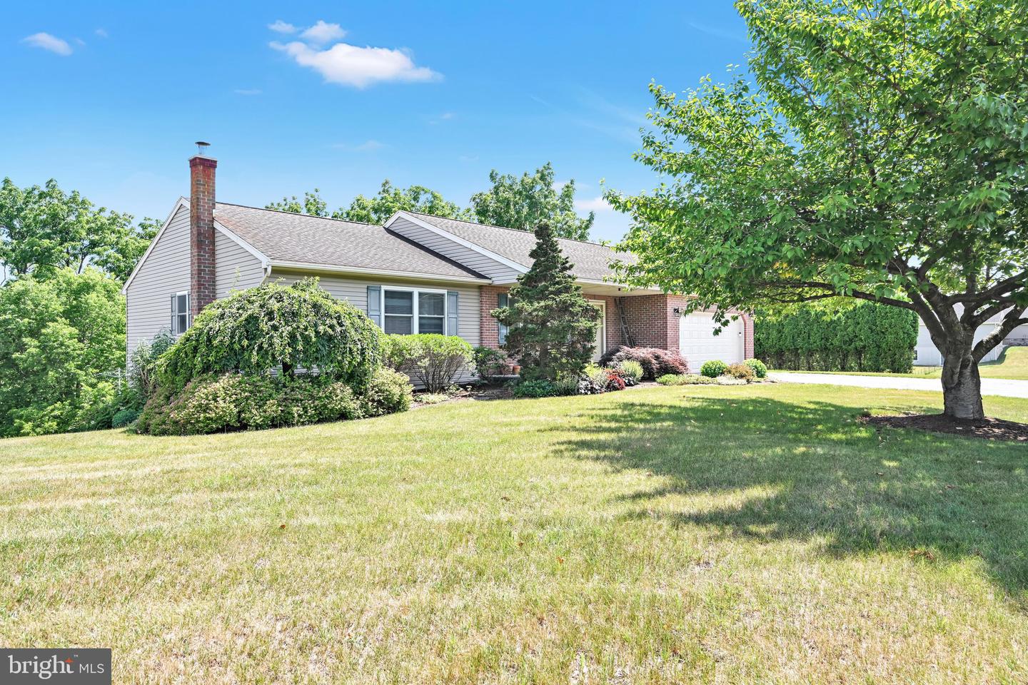 680 New Schaefferstown Rd Property Photo 14