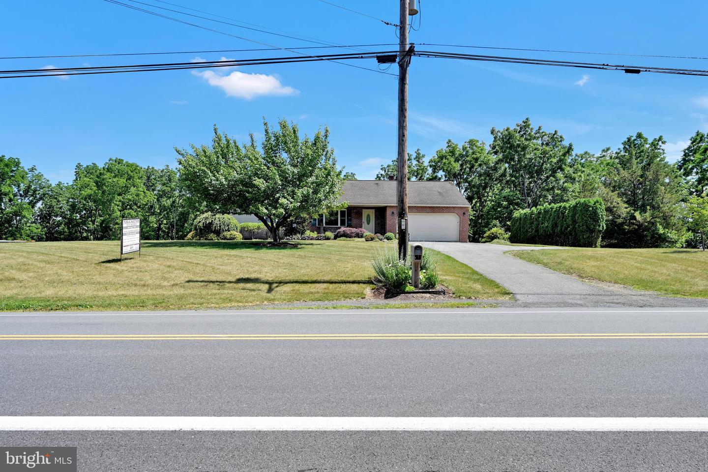 680 New Schaefferstown Rd Property Photo 16
