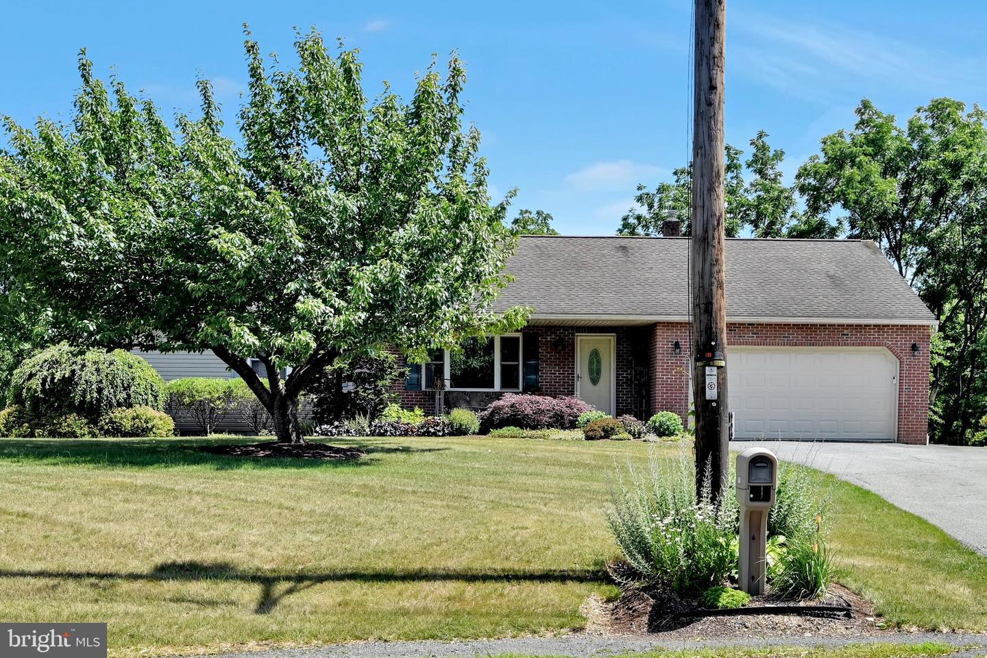 680 New Schaefferstown Rd Property Photo 17