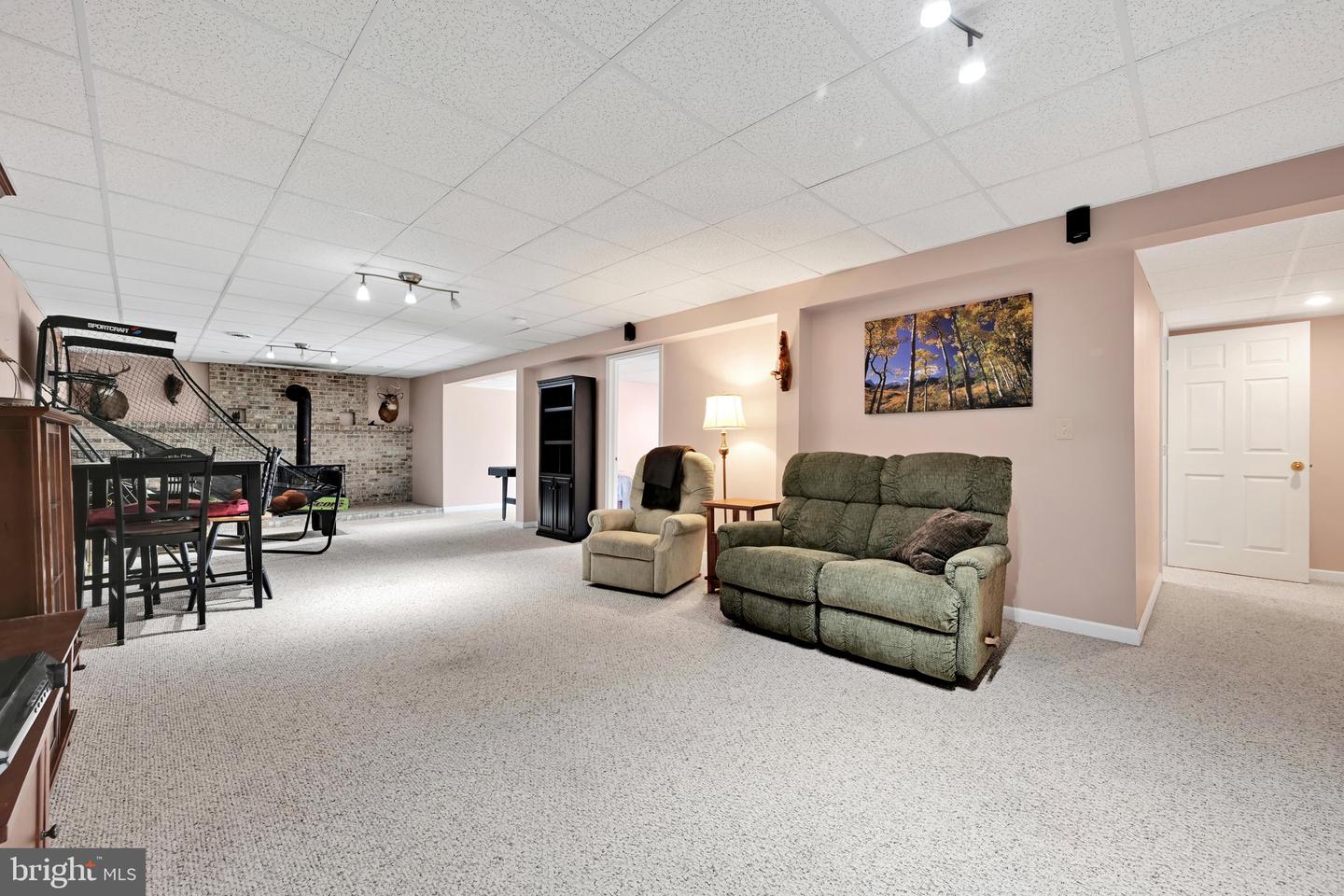 680 New Schaefferstown Rd Property Photo 45