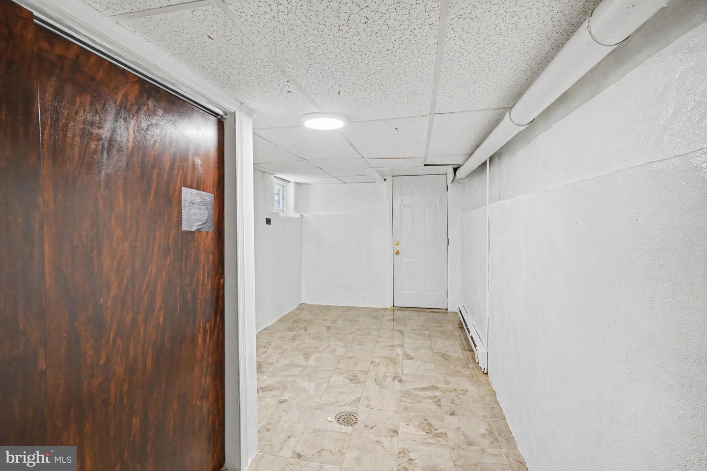 546 Locust St Property Photo 21