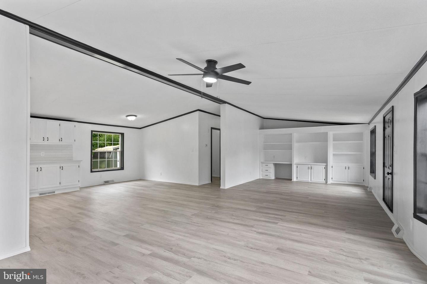 138 Heister Rd Property Photo 3