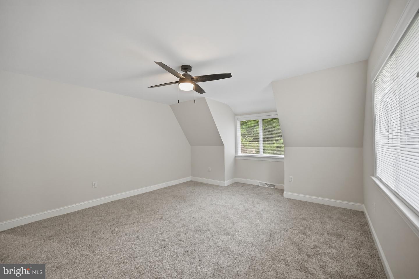 665 Fairmont Ave Property Photo 19