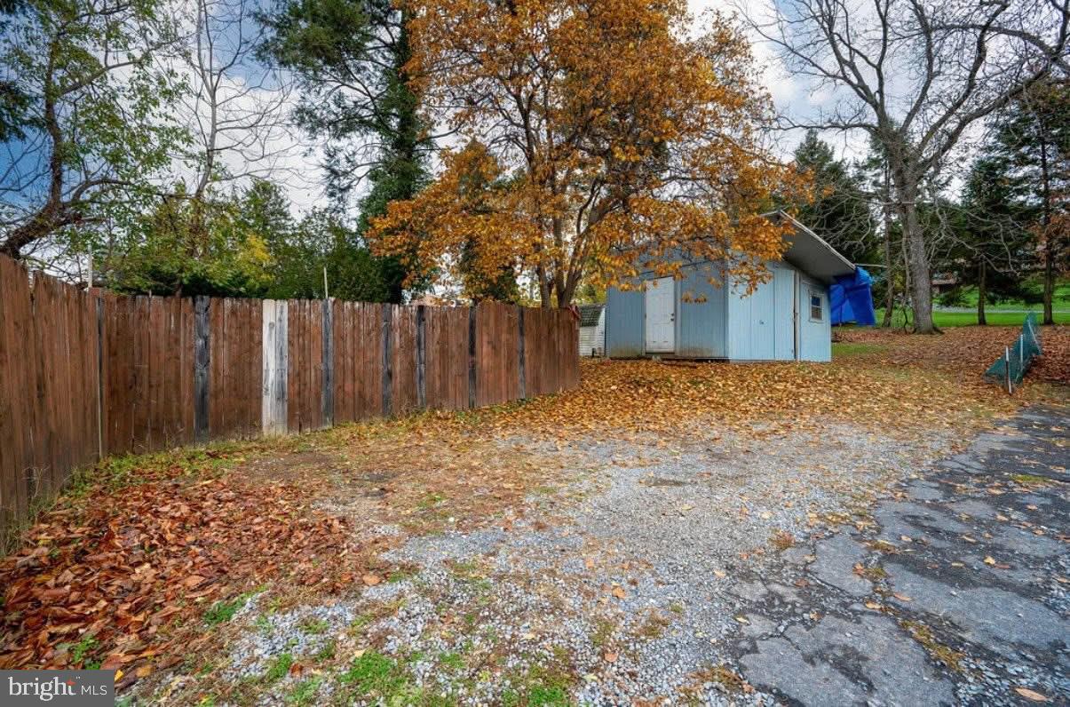 3019 Kutztown Rd Property Photo 8