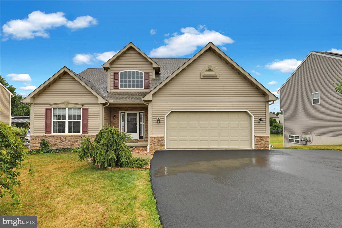 640 Ebersole Rd Property Photo 1