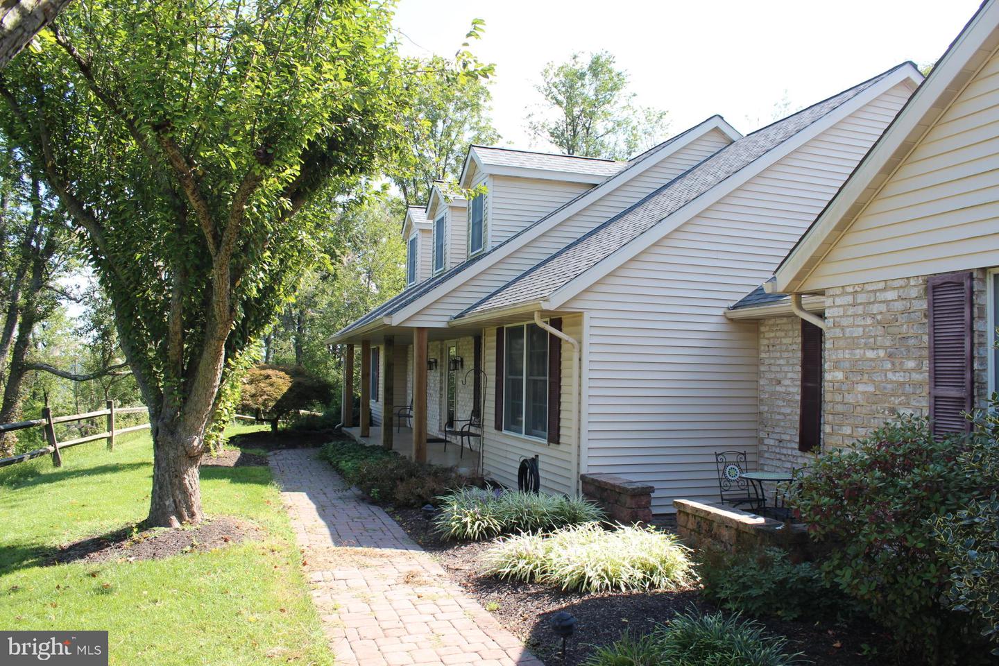 250 Indian Ln Property Photo 2