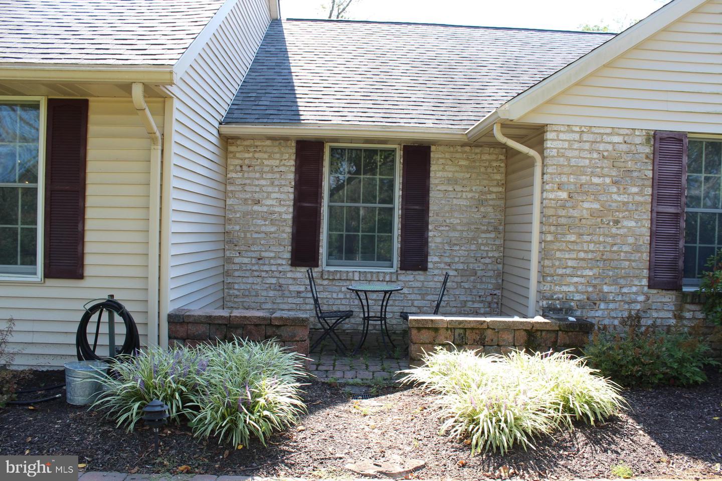 250 Indian Ln Property Photo 4