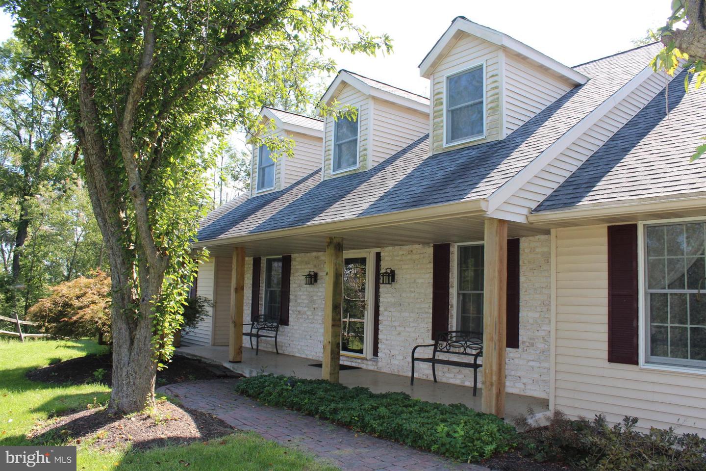 250 Indian Ln Property Photo 5
