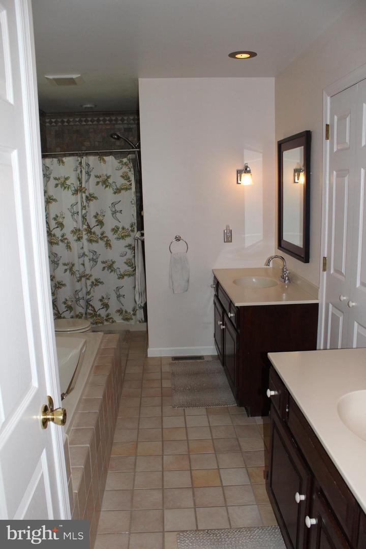 250 Indian Ln Property Photo 32