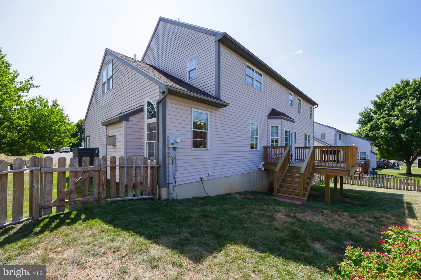 12 Colorado Ave Property Photo 47