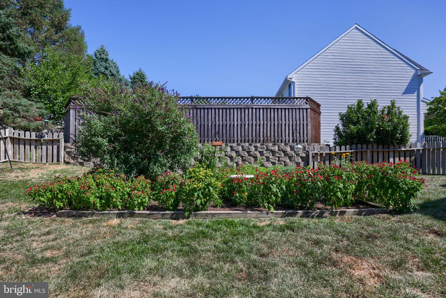 12 Colorado Ave Property Photo 52