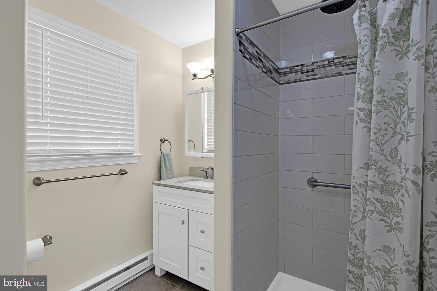 4 Sunset Dr Property Photo 19