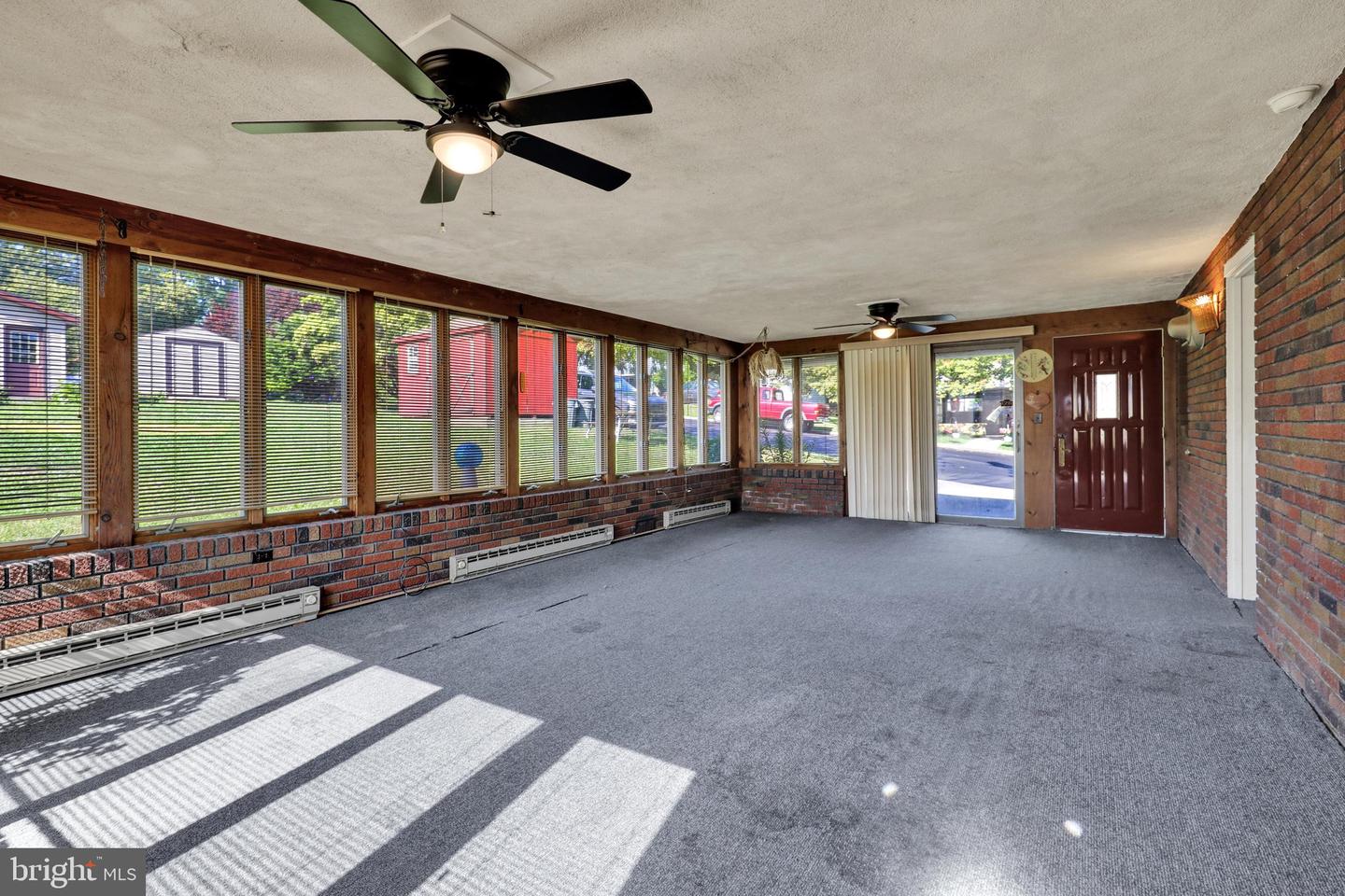 24 Ardmore Ave Property Photo 12
