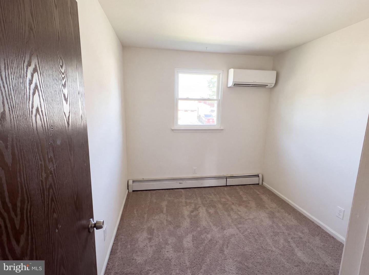745 Pomander Ave Property Photo 9