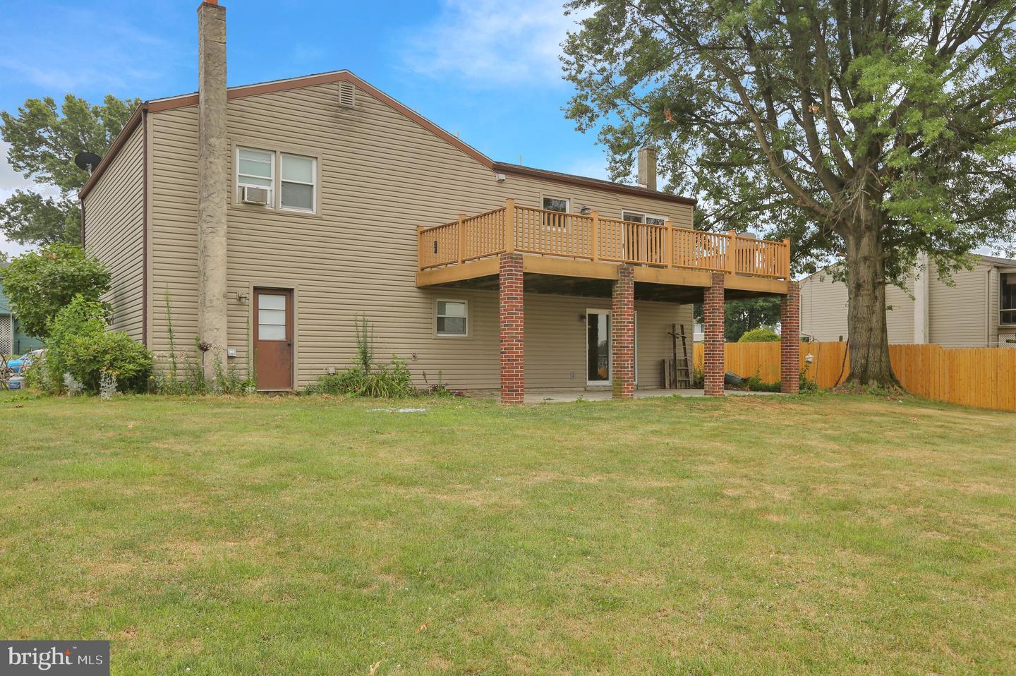 537 Marshall Ave Property Photo 6