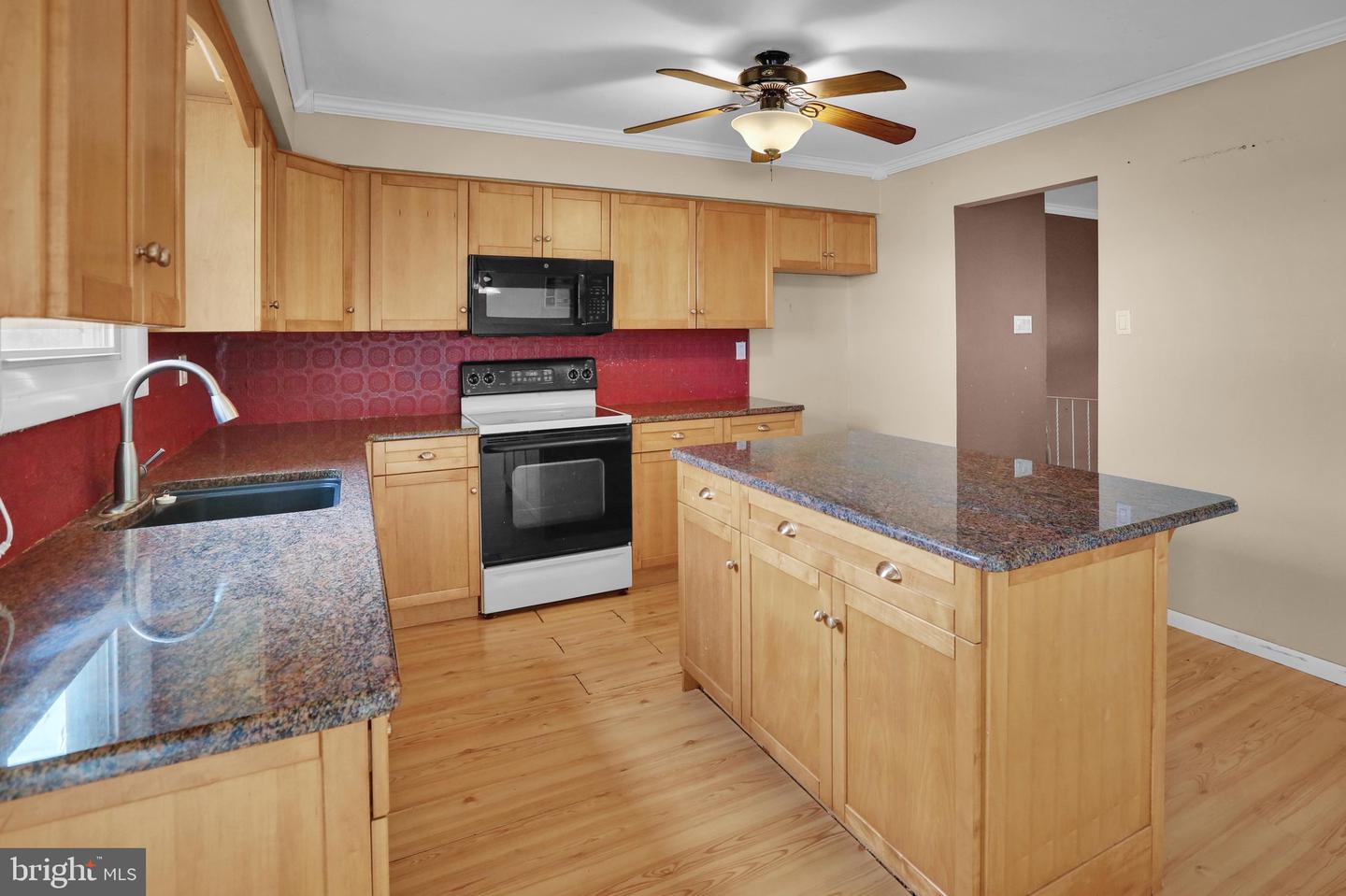 537 Marshall Ave Property Photo 14