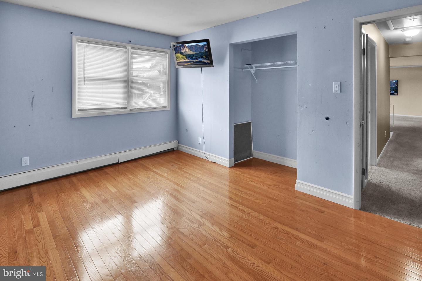 537 Marshall Ave Property Photo 24