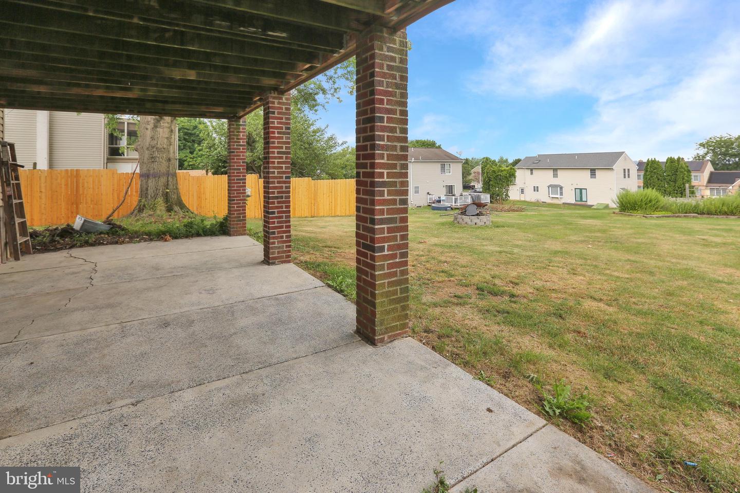 537 Marshall Ave Property Photo 36