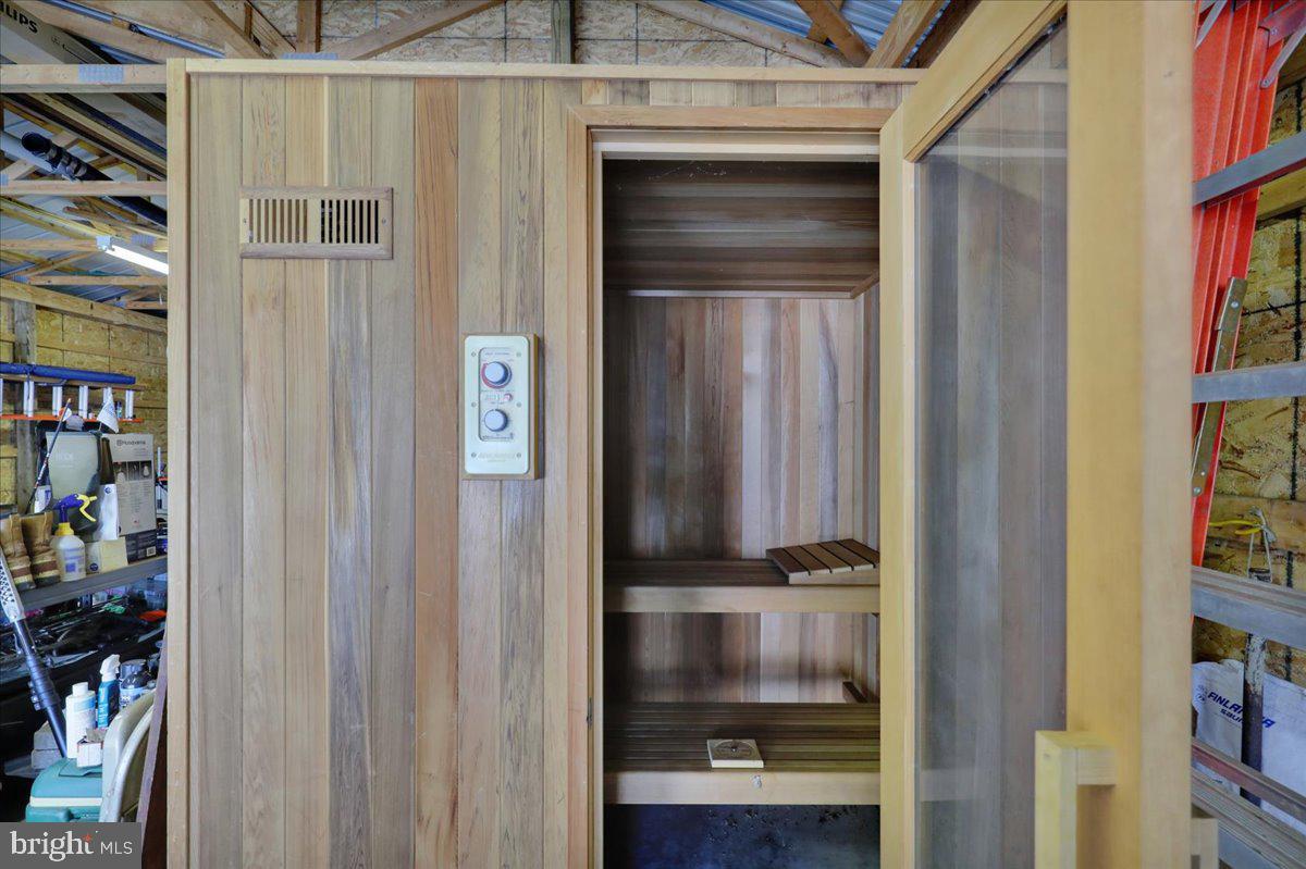 2503 Prospect St Property Photo 14