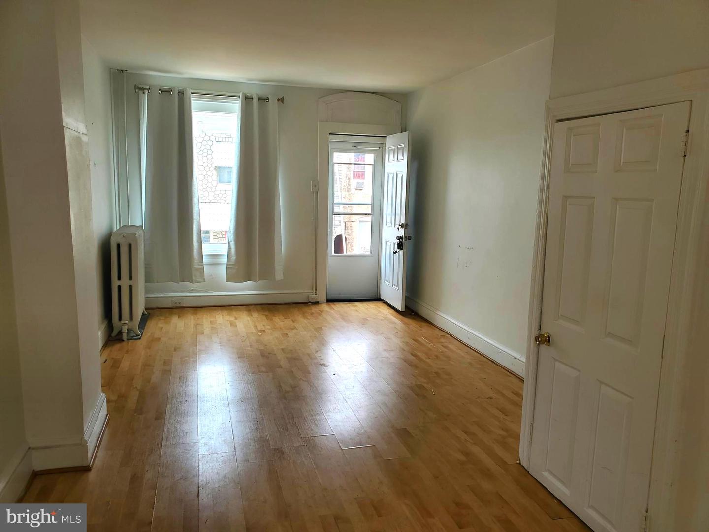 813 Locust St Property Photo 6