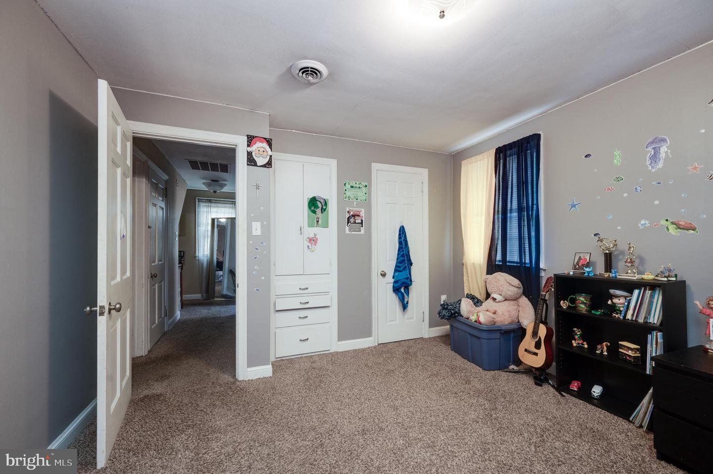 202 Gerry St Property Photo 27
