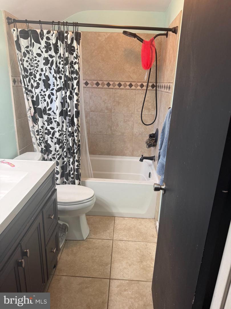 2513 Park St Property Photo 7