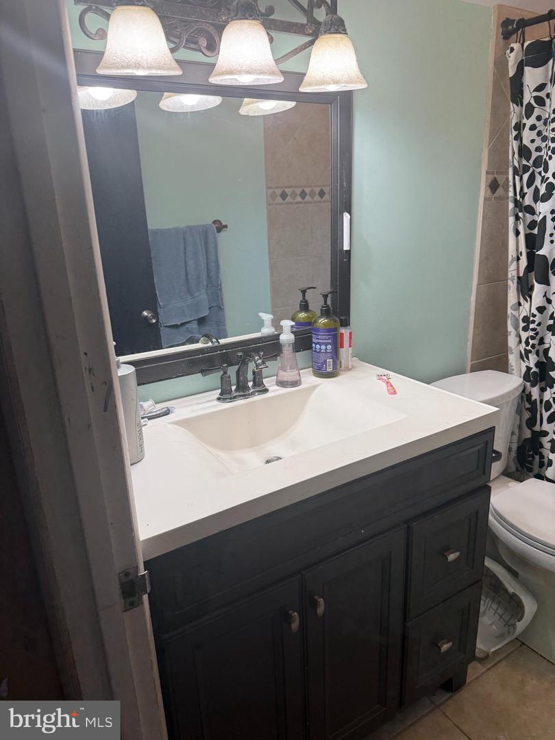 2513 Park St Property Photo 8