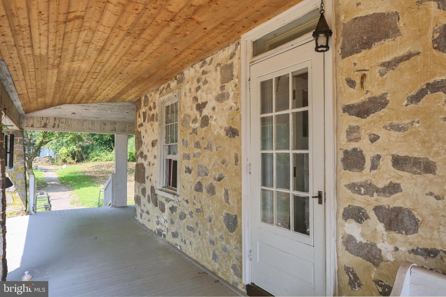 357 Fry Property Photo 5