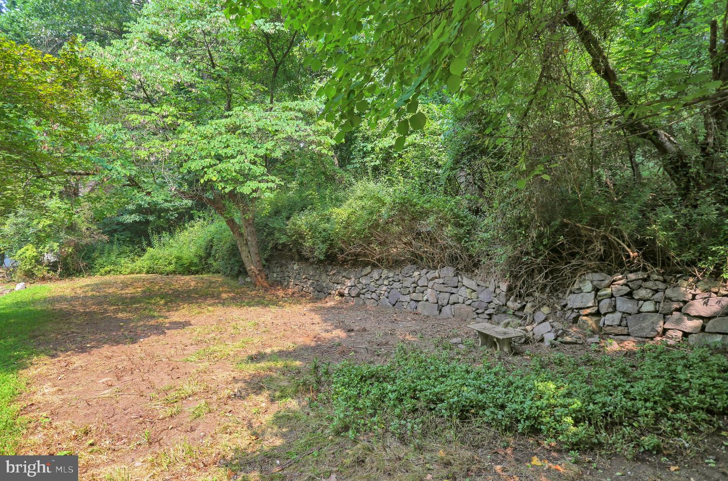 357 Fry Property Photo 8