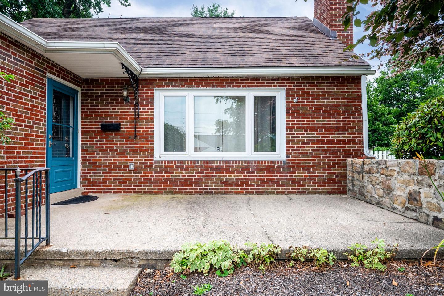 118 Emerald Ave Property Photo 6