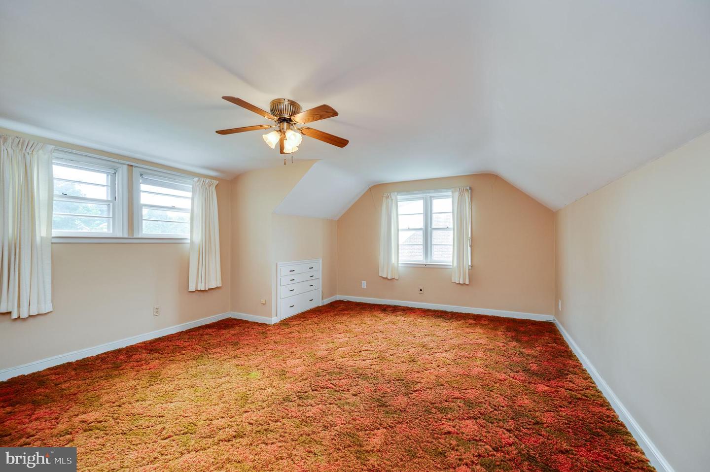 118 Emerald Ave Property Photo 27