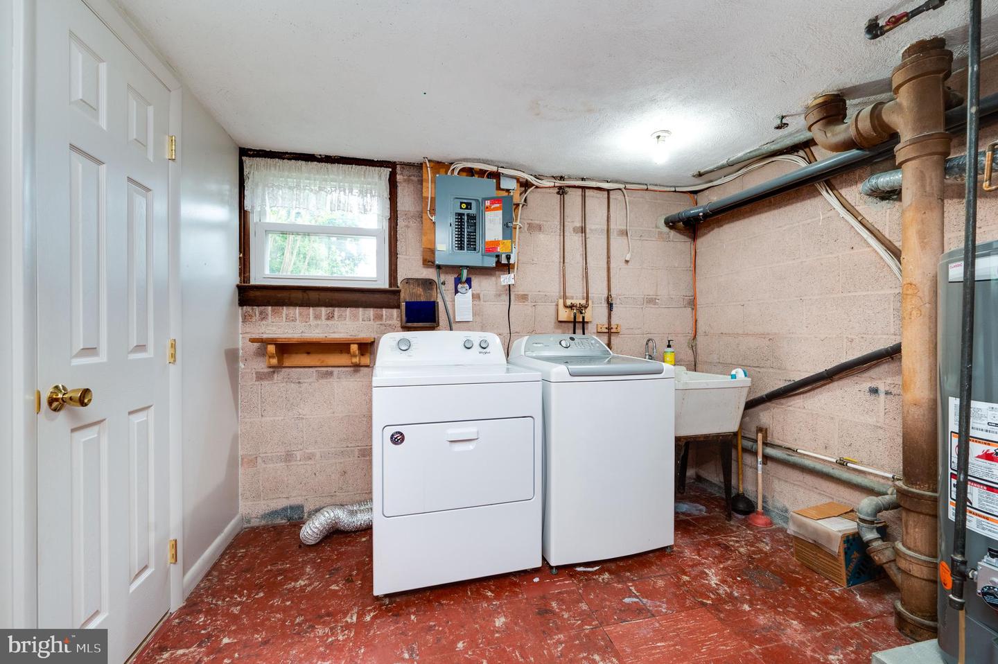 118 Emerald Ave Property Photo 31