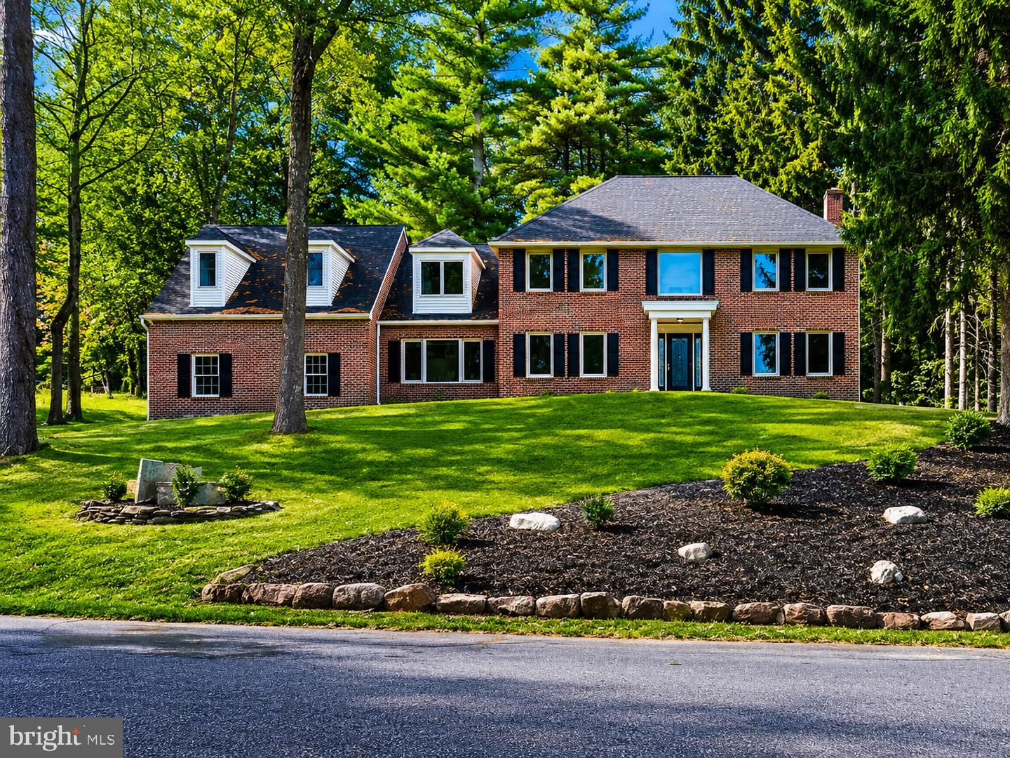 3 Hessian Blvd Property Photo 1