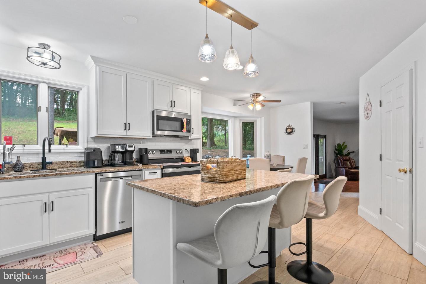 3 Hessian Blvd Property Photo 16
