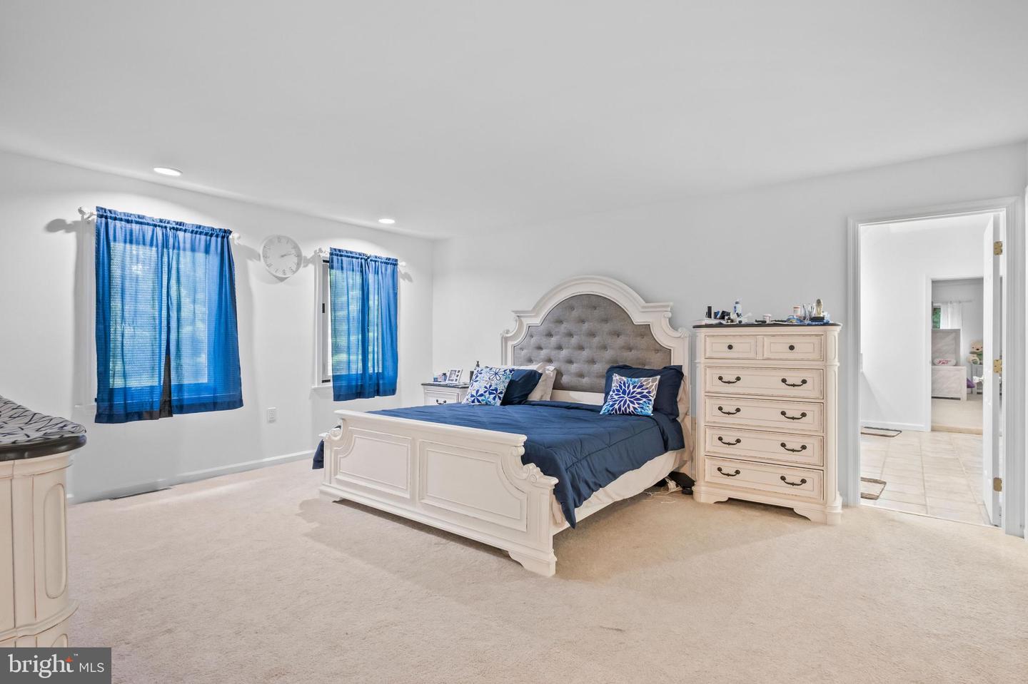 3 Hessian Blvd Property Photo 32