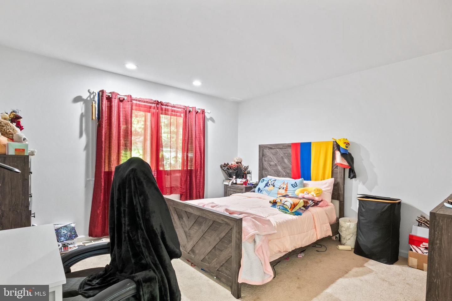 3 Hessian Blvd Property Photo 44