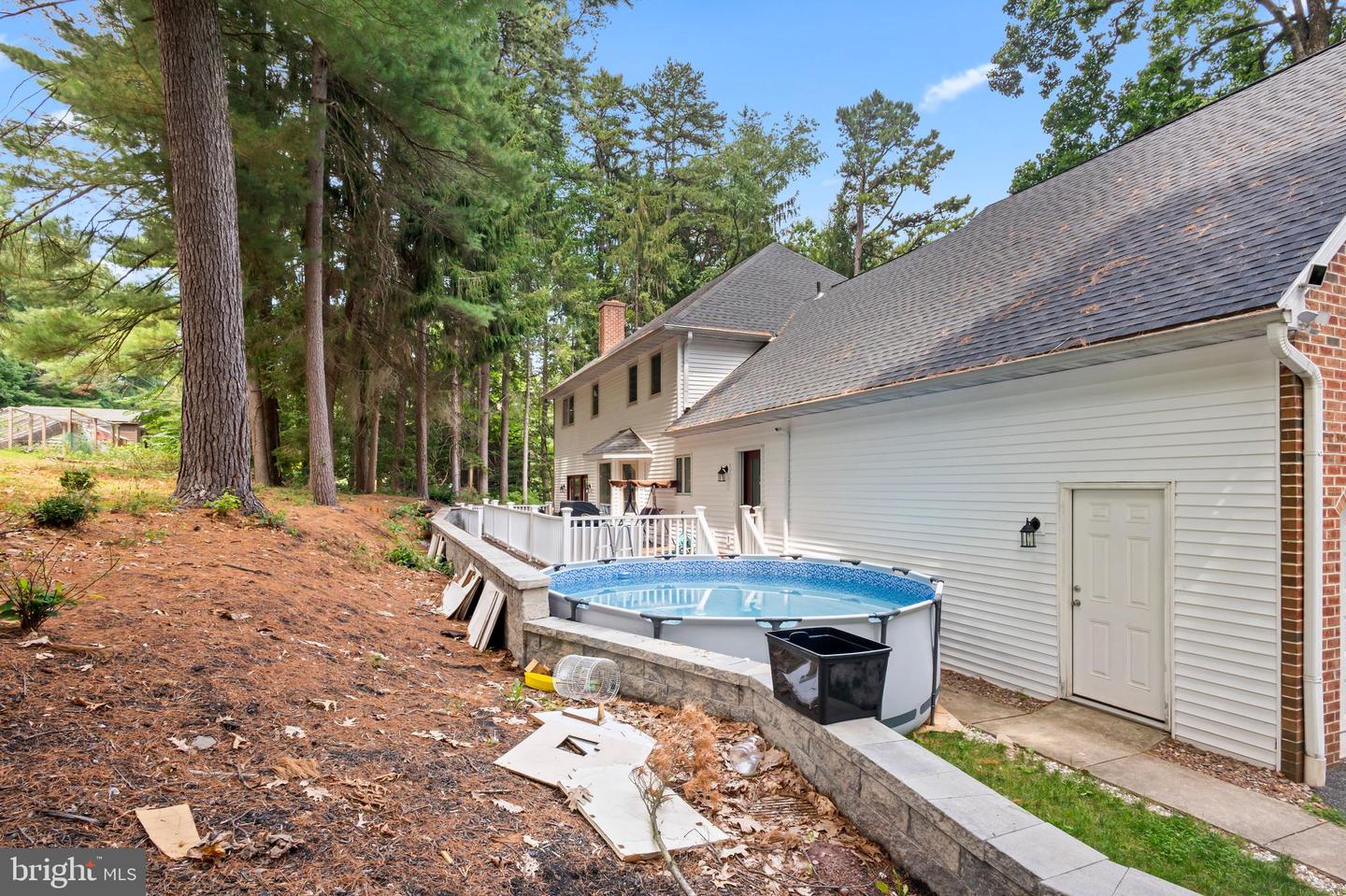 3 Hessian Blvd Property Photo 51