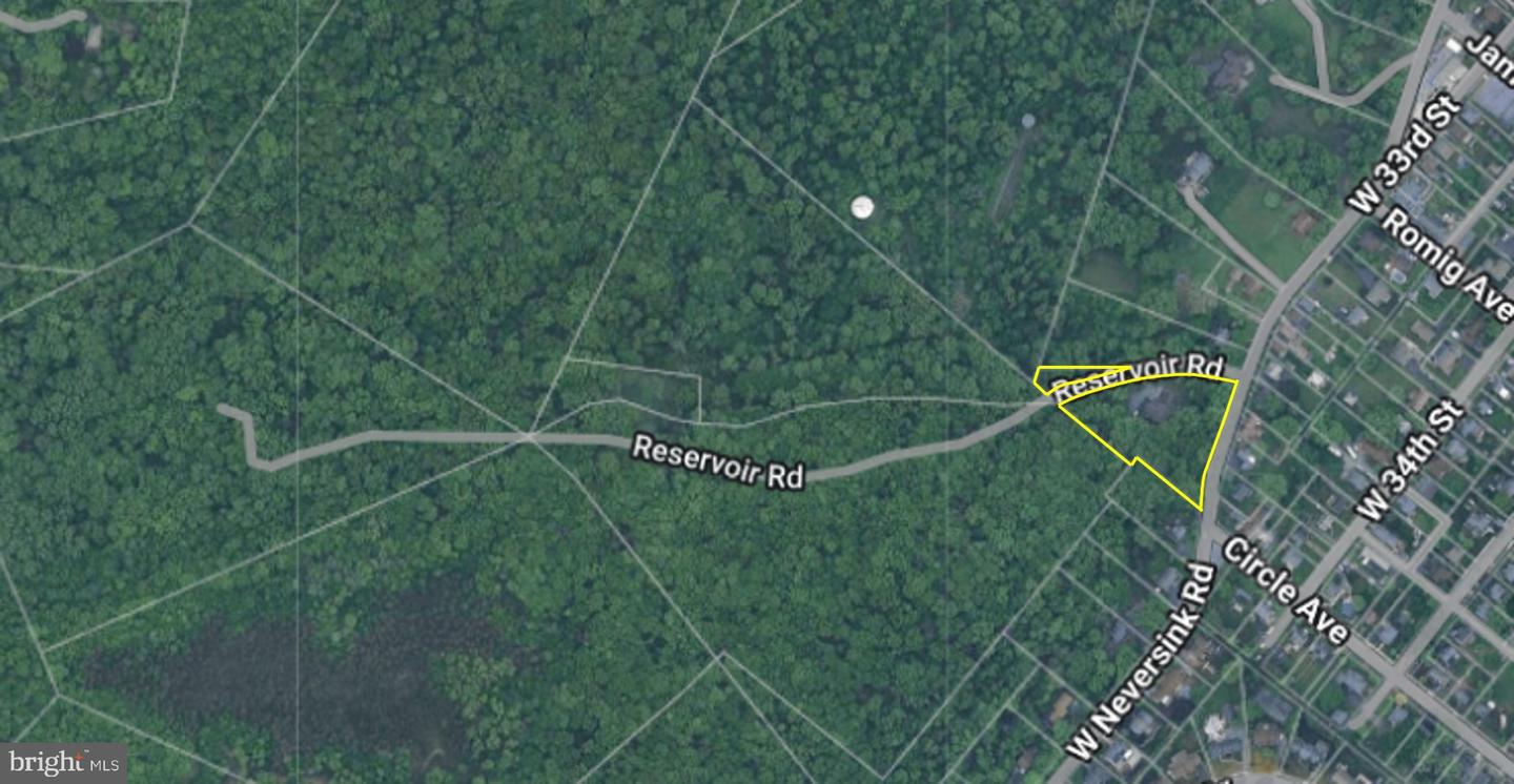126 W Neversink Rd Property Photo 4