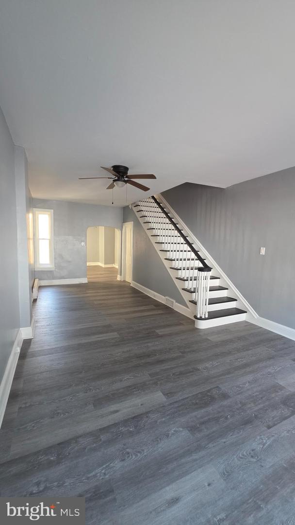 1242 Muhlenberg St Property Photo 4