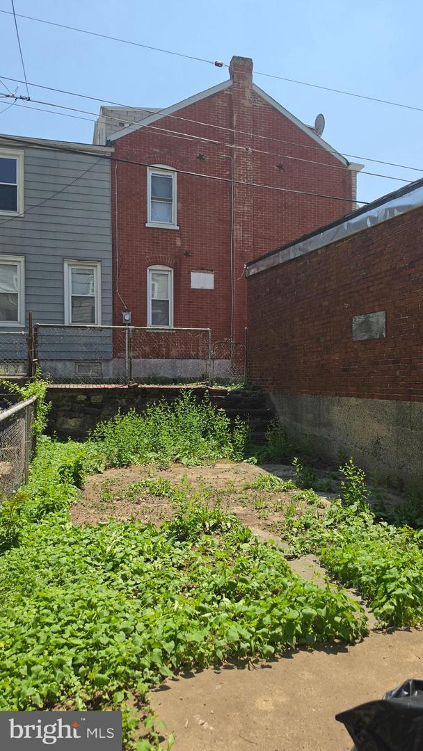 1242 Muhlenberg St Property Photo 18