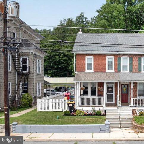 1781 S Main St Property Photo 1